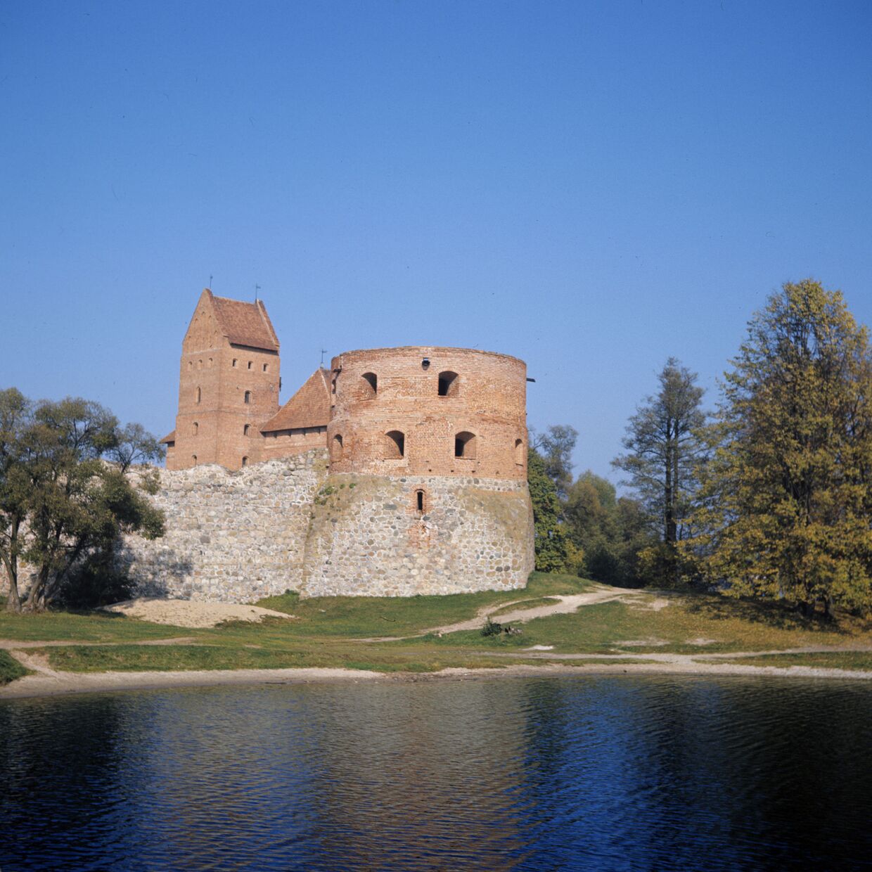Тракайский замок-крепость. XIV век