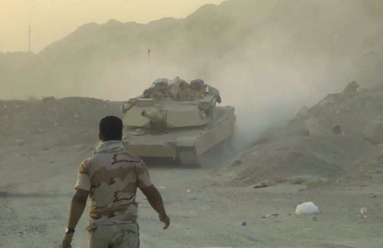 Иракские военные готовятся атаковать позиции Исламского государства рядом с городом Эль-Фаллуджа