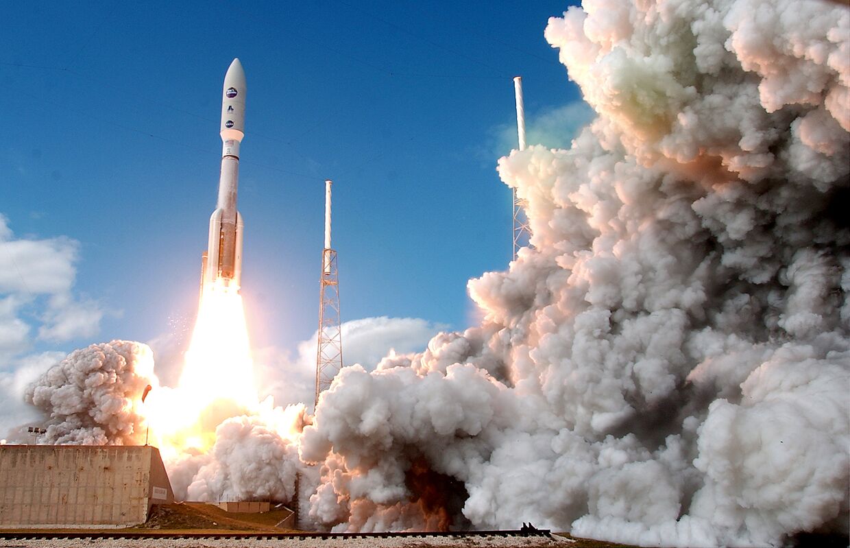 Старт ракеты «Атлас V» с межпланетной станцией «Новые горизонты», Мыс Канаверал, 19 января 2006 года