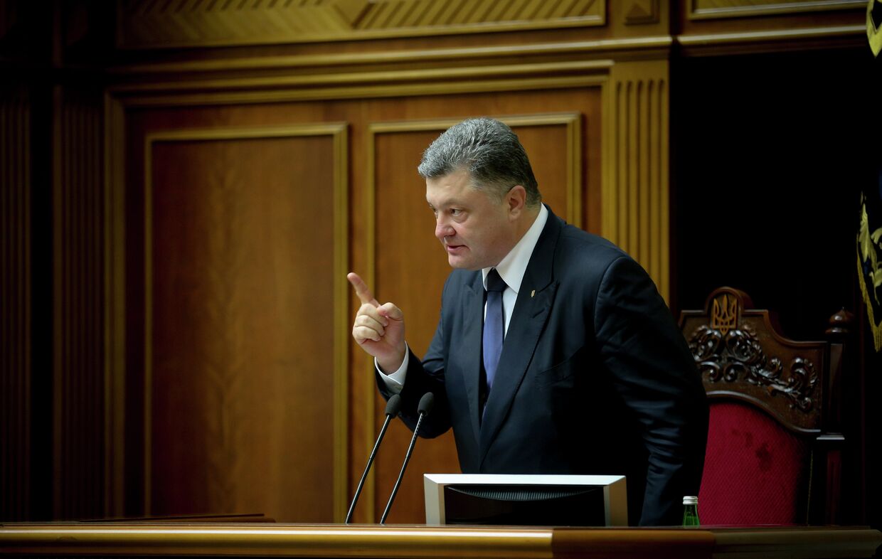 Президент Украины Пётр Порошенко на заседании Верховной рады Украины