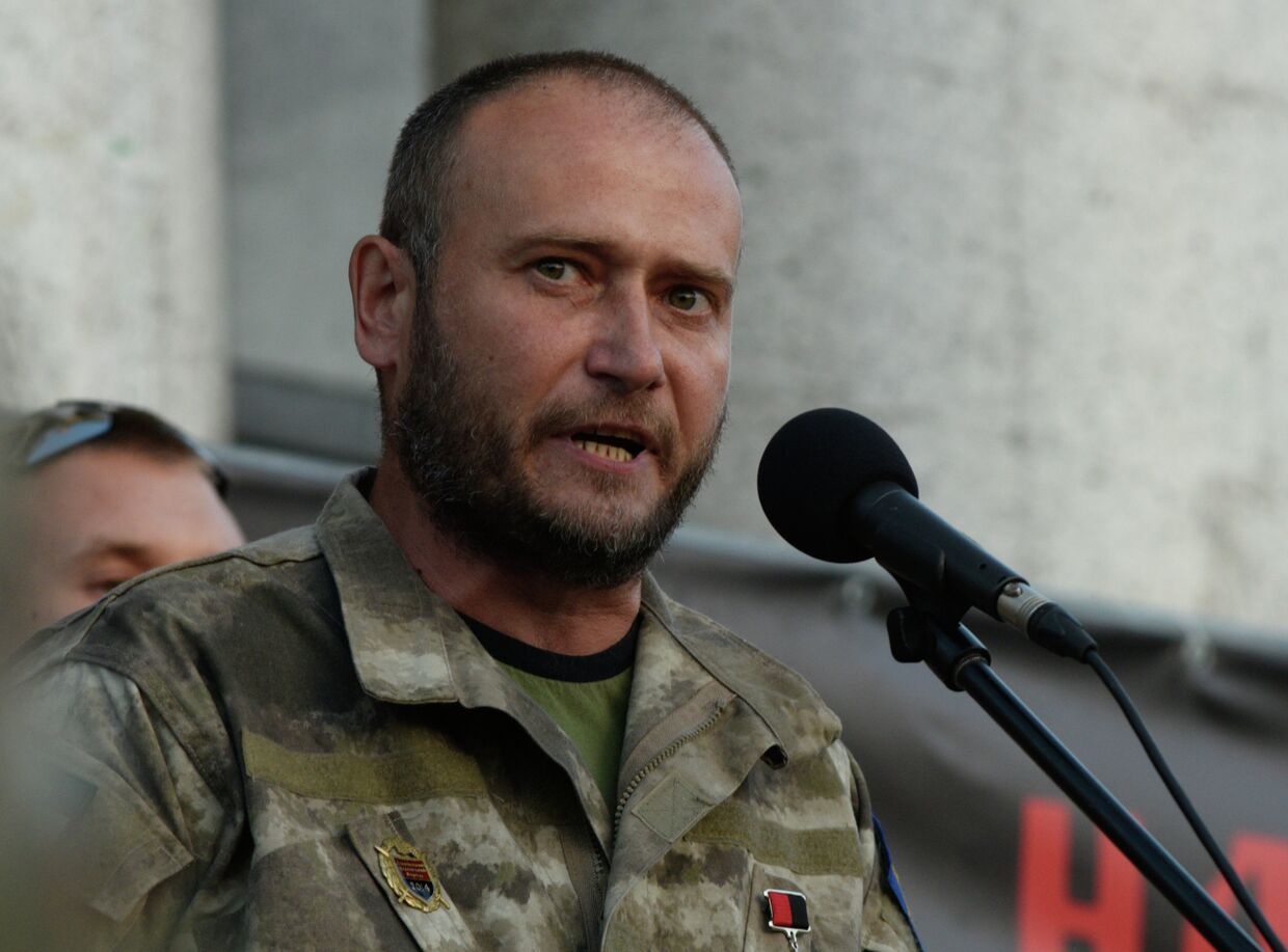 Лидер организации Правый сектор (запрещено в РФ) Дмитрий Ярош выступает на Народном вече в Киеве. 21 июля 2015