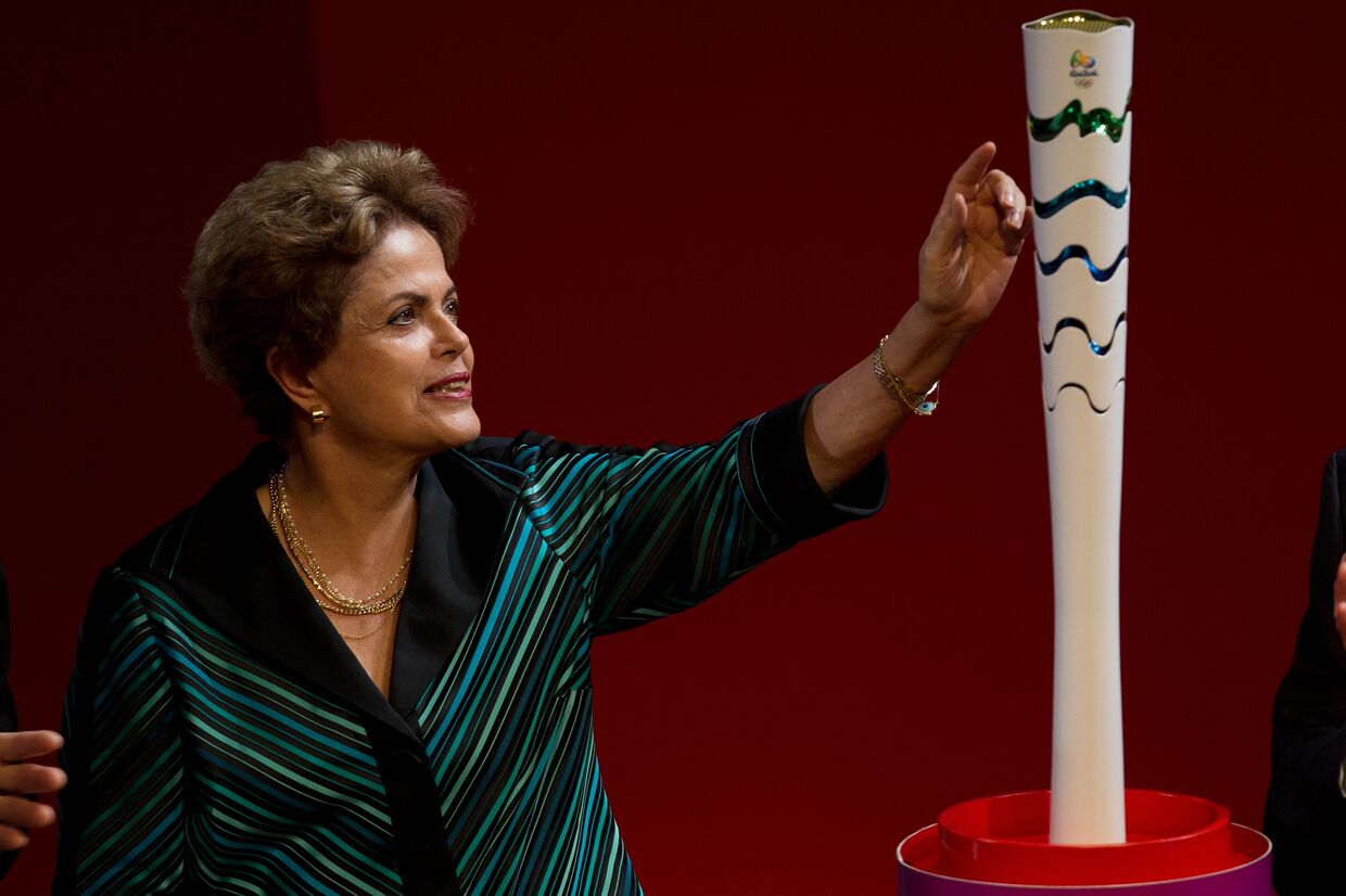 Президент Бразилии Дилма Русеф на церемонии презентации Олимпийского факела