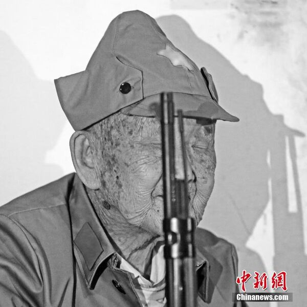 Китайские ветераны на фотографиях Ли Люя