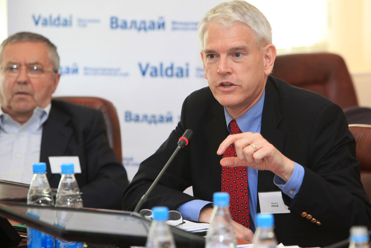 Политологи России и США на сессии российско-американской секция Международного дискуссионного клуба Валдай