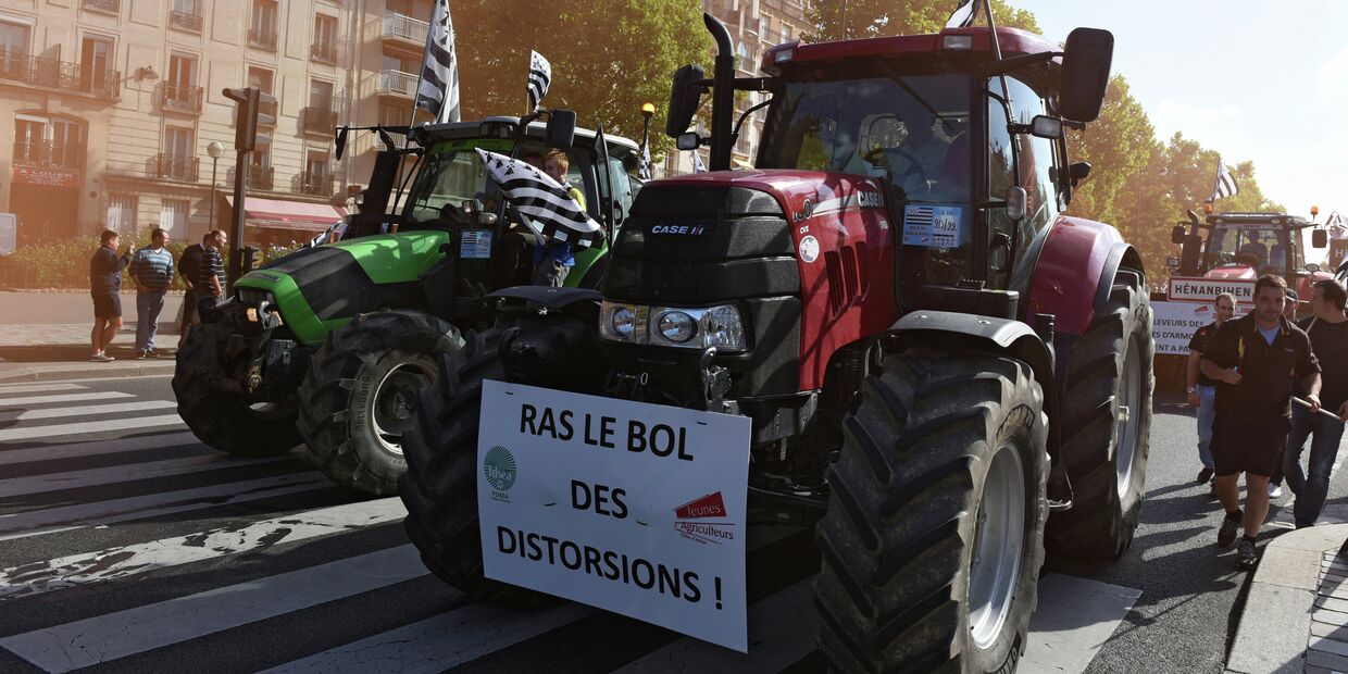 Акция протеста фермеров в Париже Акция протеста фермеров в Париже