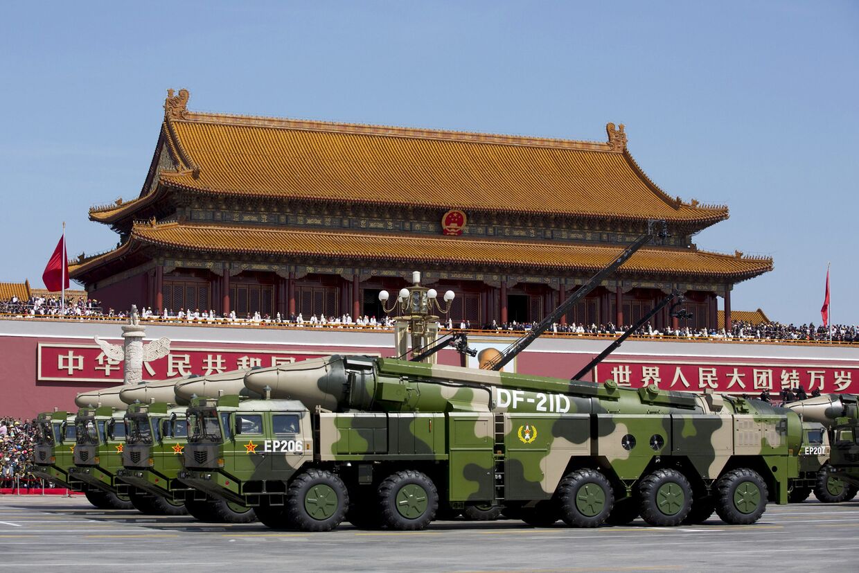 Ракетный комплекс DF-21D на параде в Пекине, посвященном победе в Японо-китайской войне