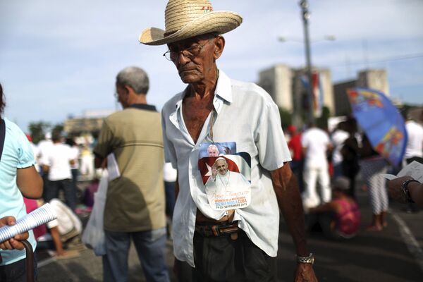 Месса папы Франциска на площади Революции в Гаване