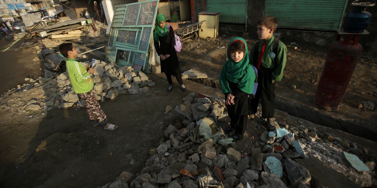 Афганские школьники в Кабуле