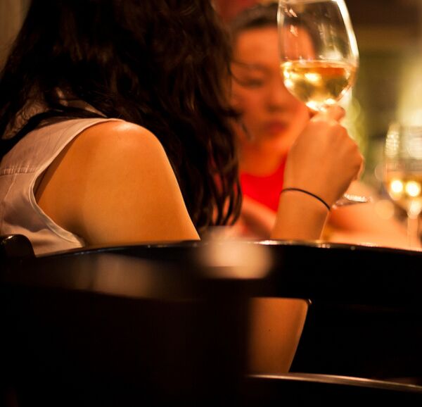 Вечер в баре Вечер в баре