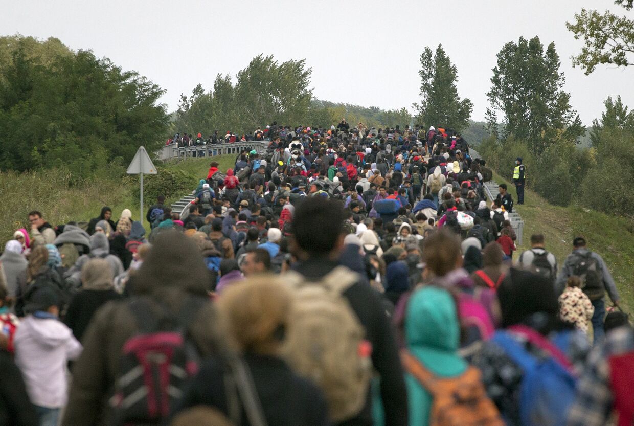 Беженцы в Ботово, Хорватия, рядом с границей с Венгрией