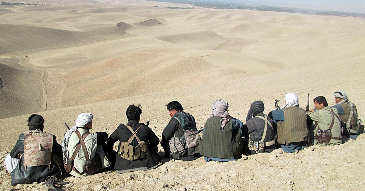 Афганские военные и добровольческие отряды направляются в Кунгуз