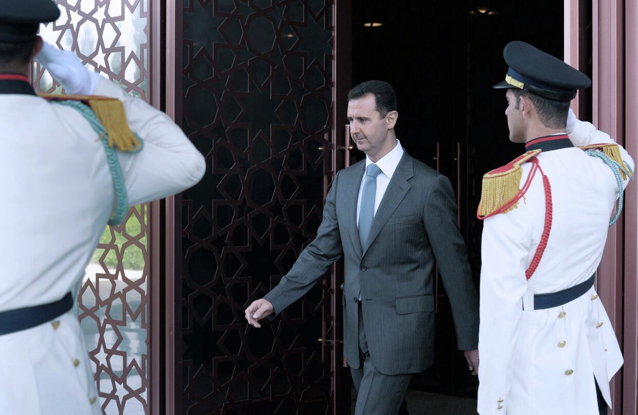 11 мая 2010 года. Президент Сирии Башар Асад во время встречи с президентом РФ Дмитрием Медведевым в дворцовом комплексе «Каср аш-Шааб»