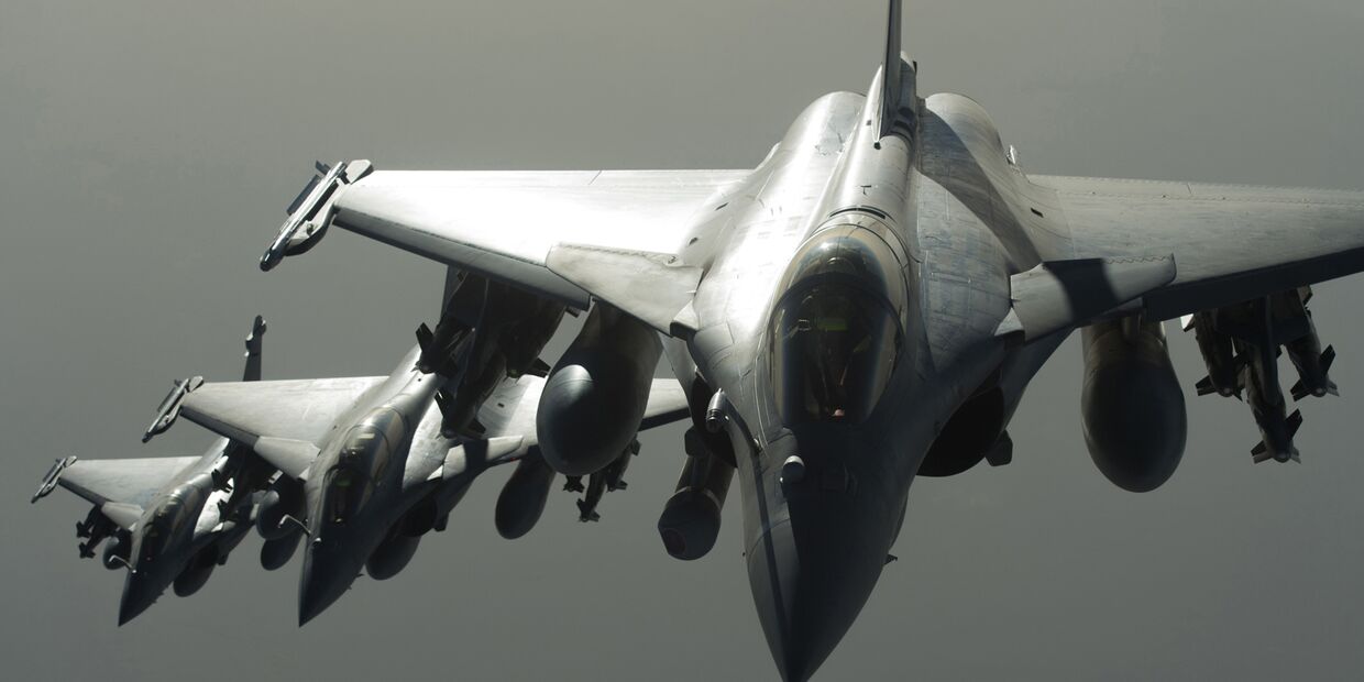 Французские истребители Дассо «Рафаль» направляются в Сирию для нанесения ударов по позициям боевиков Исламского государства