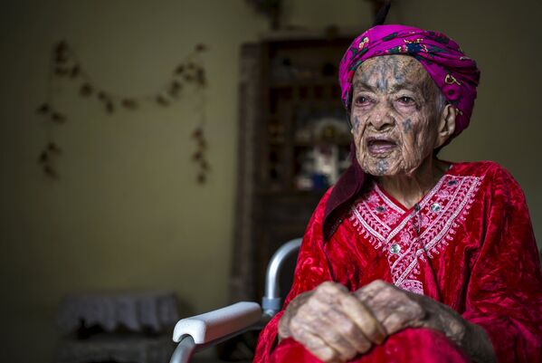 Фахра Тарнуни, 106-летняя берберка из Алжира