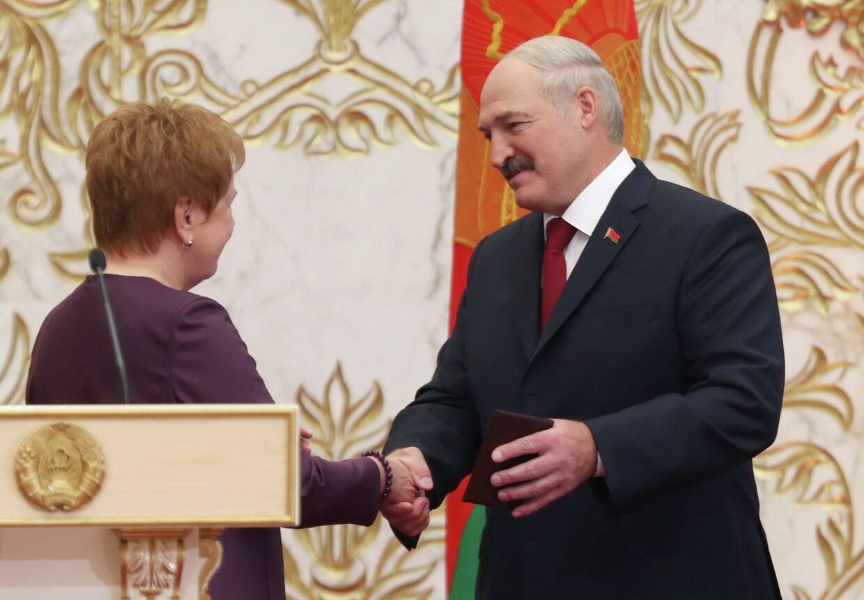 Избранный президент Белоруссии Александр Лукашенко во время церемония инаугурации президента Республики Беларуссии