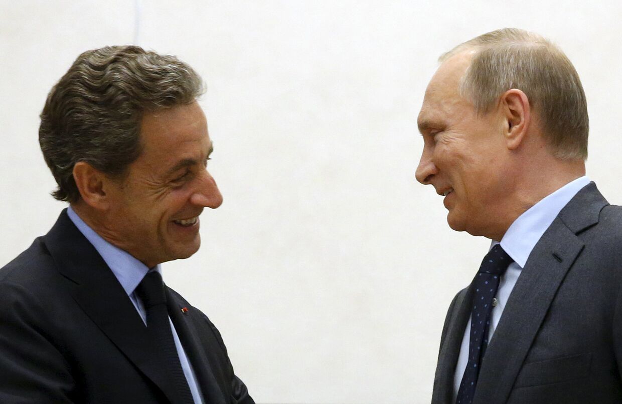 Владимира Путин и Николя Саркози во время встречи в резиденции Ново-Огарево