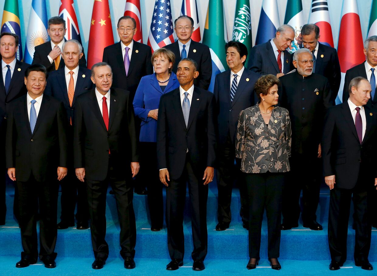 Групповое фото на саммите G20 в Анталье