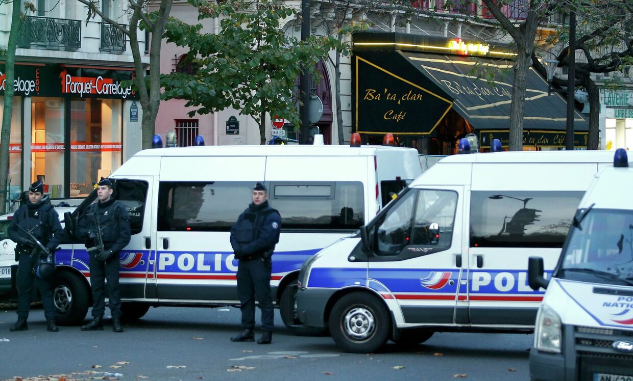 Полиция у театра Батаклан в Париже, 14 ноября 2015