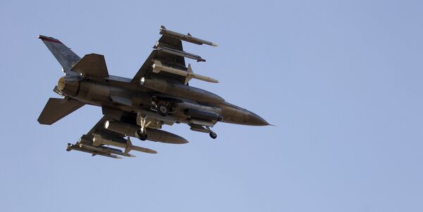 Турецкий истребитель F-16 Турецкий истребитель F-16