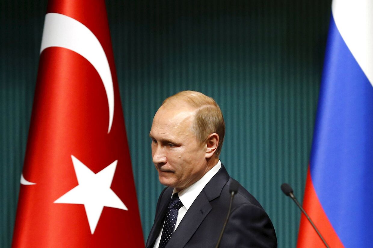 Владимир Путин на пресс-конференция в Президентском дворце в Анкаре