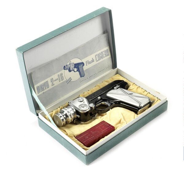 Редкие камеры аукциона Bonhams: камера-револьвер Doryu 2-16