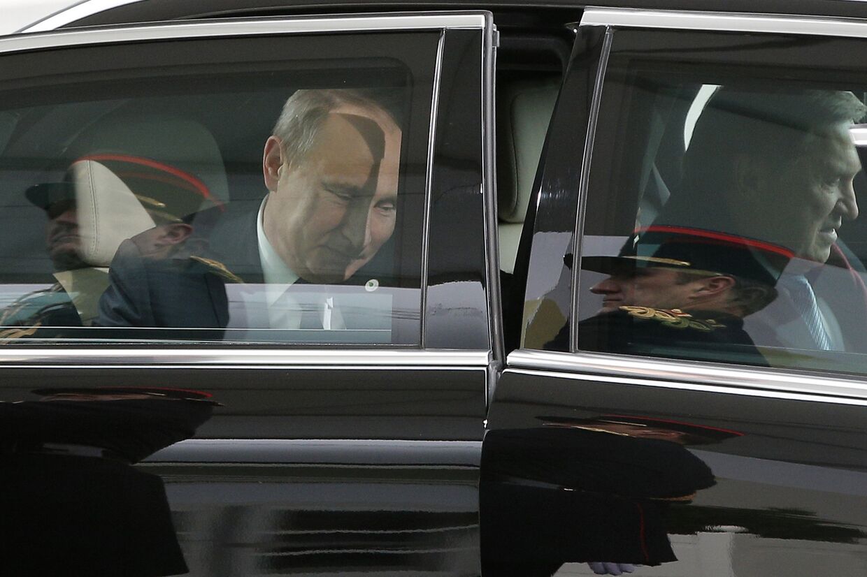 Президент России Владимир Путин прибывает на климатический саммит в Ле-Бурже