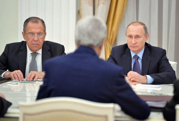 Встреча президента РФ Владимира Путина с госсекретарем США Джоном Керри Встреча президента РФ Владимира Путина с госсекретарем США Джоном Керри