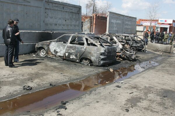 Два взрыва прогремели у здания ГОВД ингушского города Карабулак Два взрыва прогремели у здания ГОВД ингушского города Карабулак