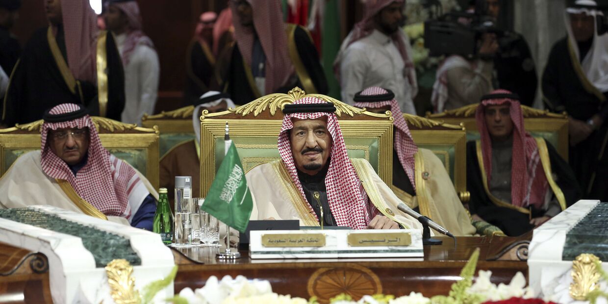 Король Саудовской Аравии Салман ибн Абдул-Азиз Аль Сауд на саммите стран Персидского залива в Эр-Рияде