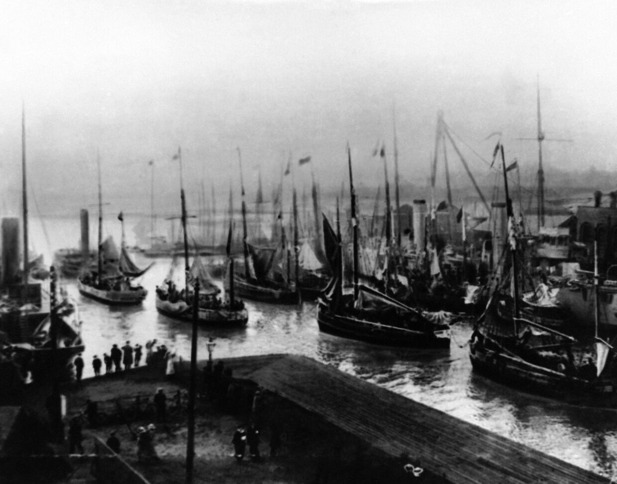 34 корабля корабля, доставившие бельгийских беженцев в Великобританию