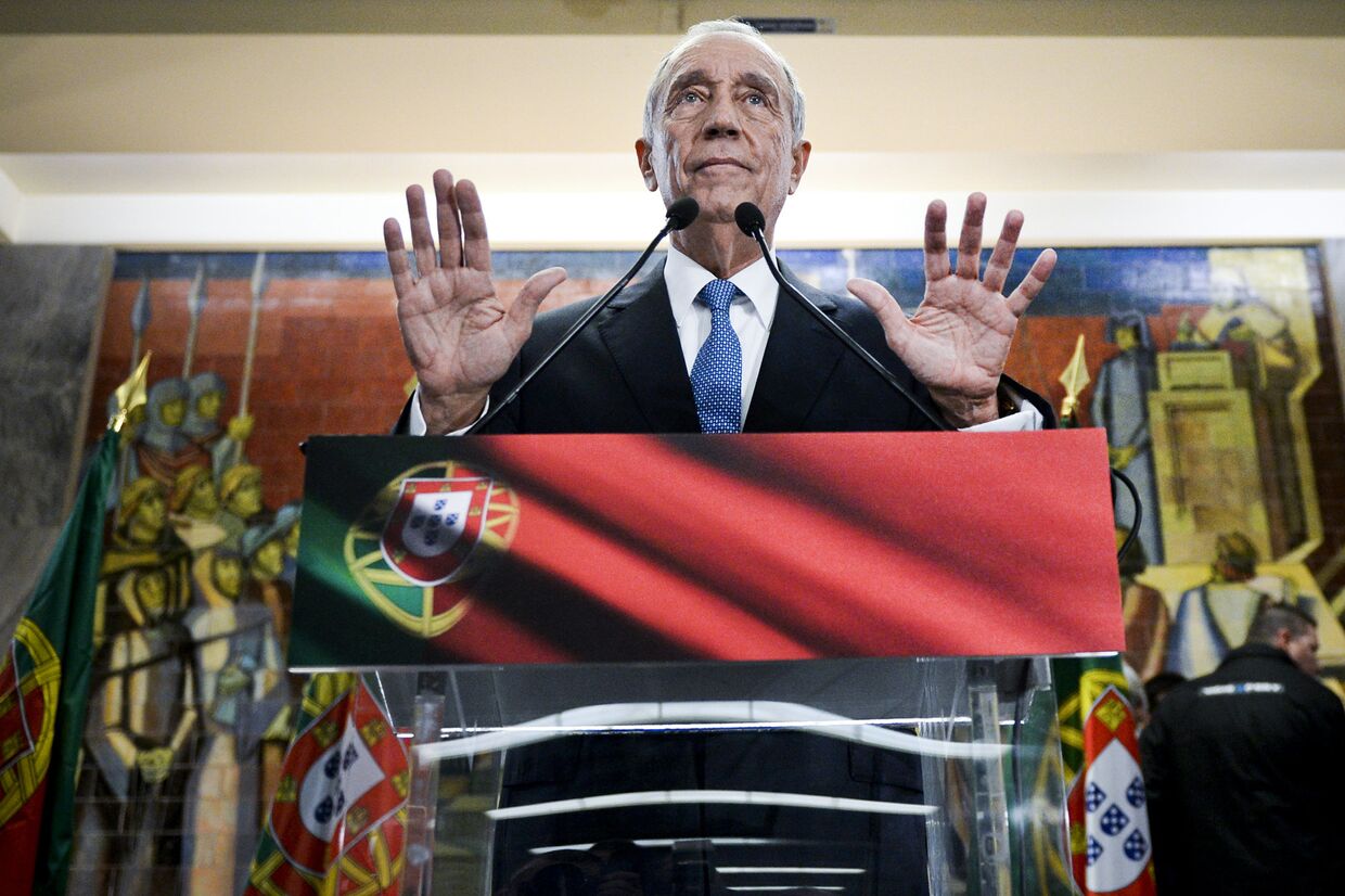 Португальский политик Марселу Ребелу де Соуза, одержавший победу на президентских выборах