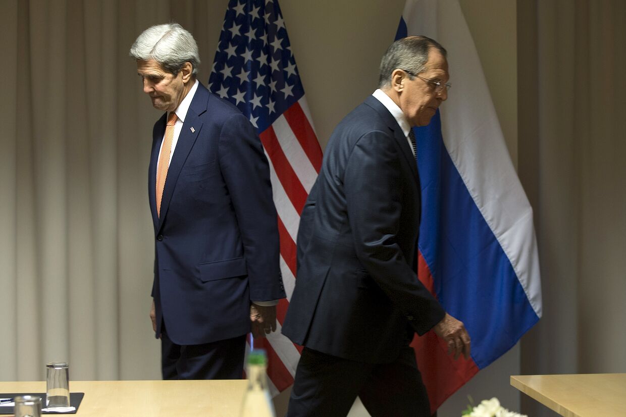 Министр иностранных дел России Сергей Лавров и госсекретарь США Джон Керри во время встречи в Швейцарии