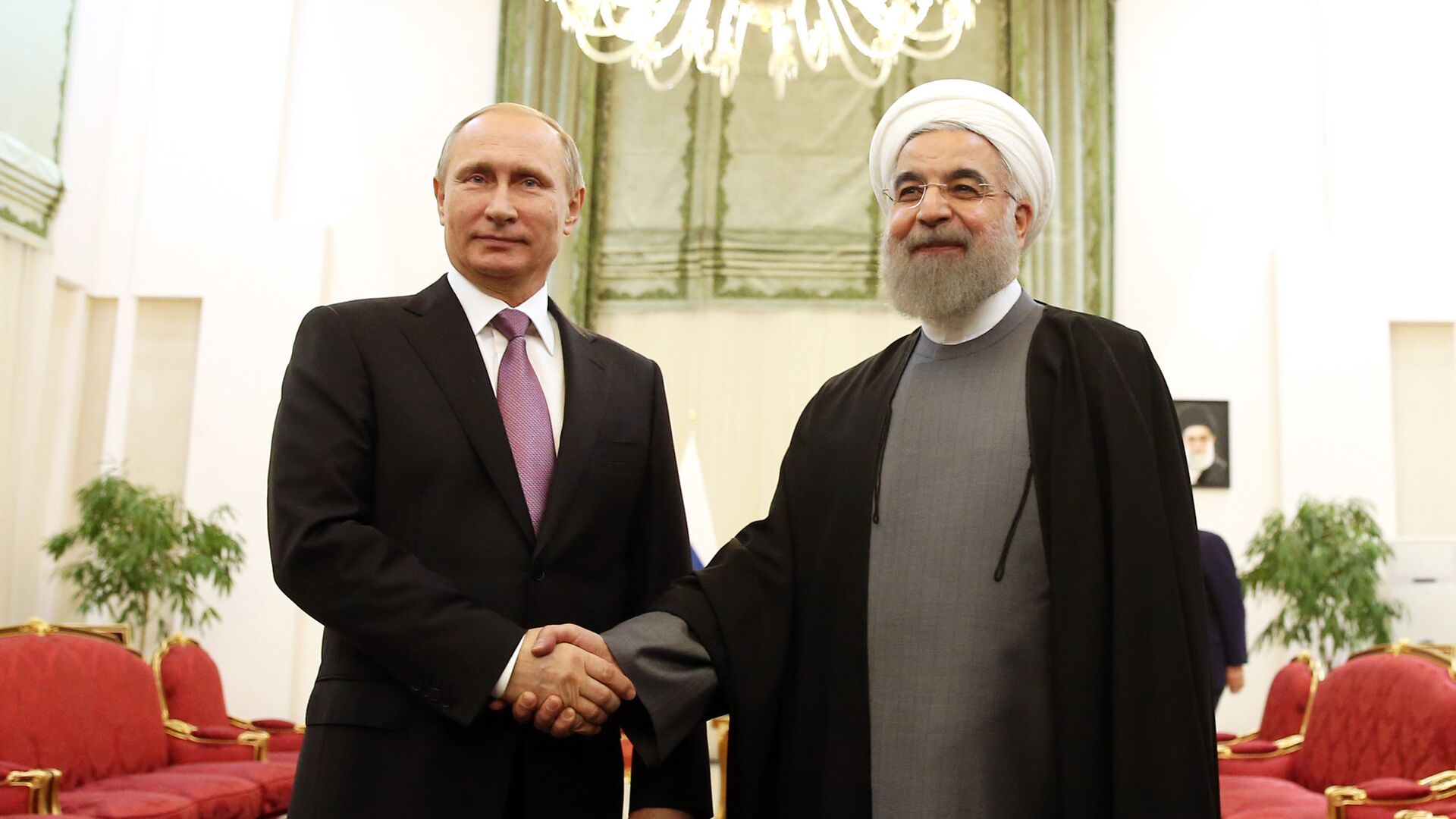 Президент России Владимир Путин и президент Ирана Хасан Рухани на встрече в Тегенане, Иран - ИноСМИ, 1920, 16.09.2020