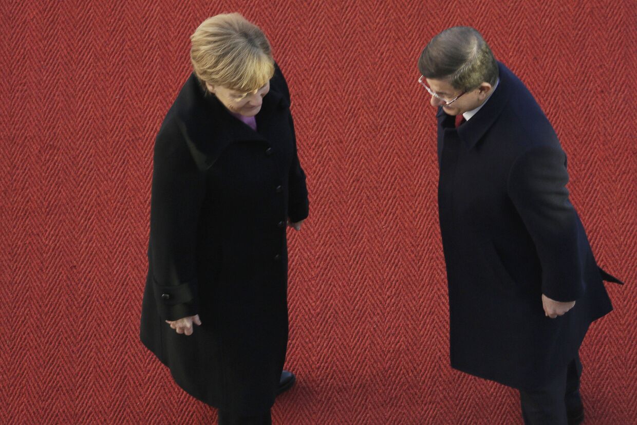Канцлер Германии Ангела Меркель и премьер-министр Турции Ахмет Давутоглу в Берлине