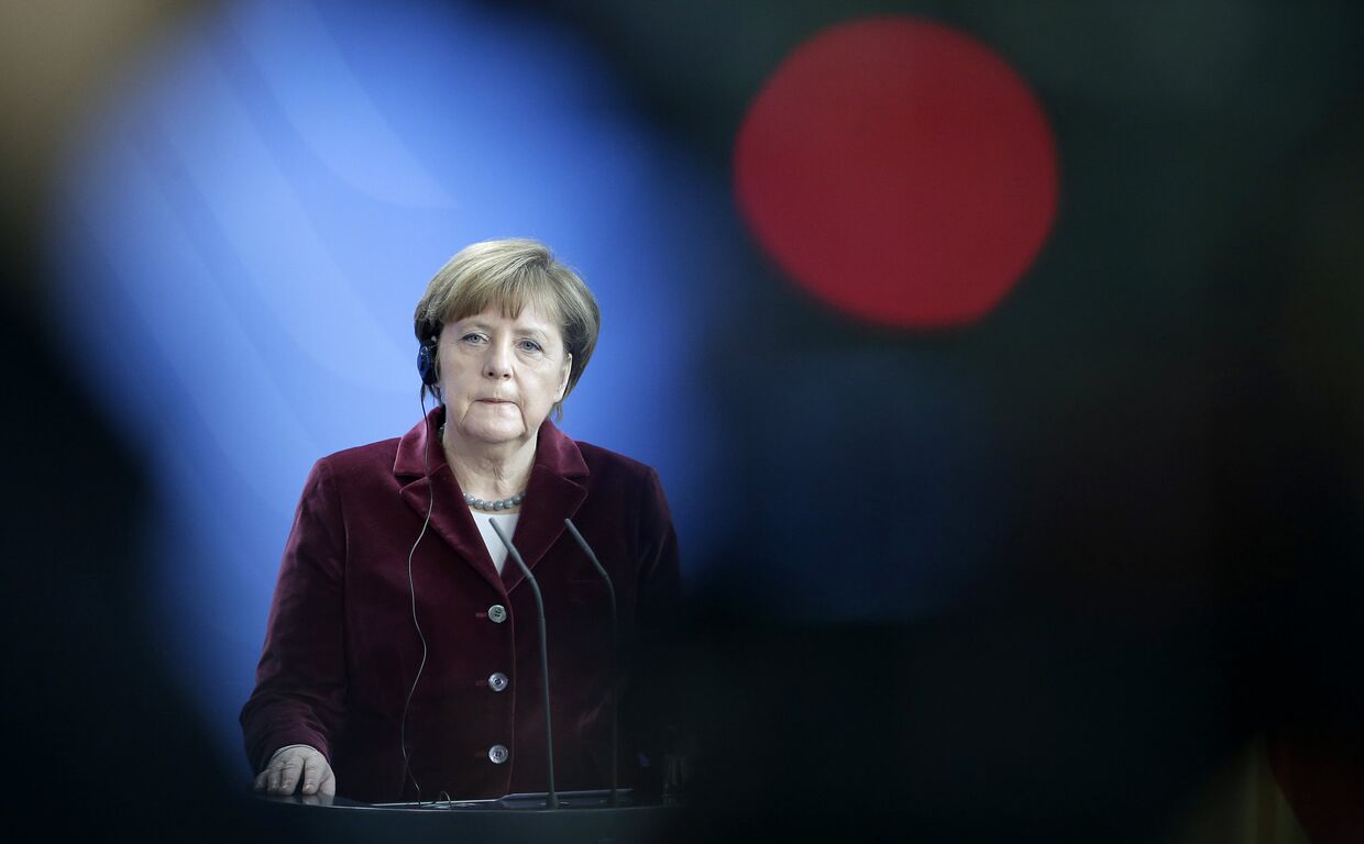 Канцлер ФРГ Ангела Меркель на пресс-конференции в Берлине