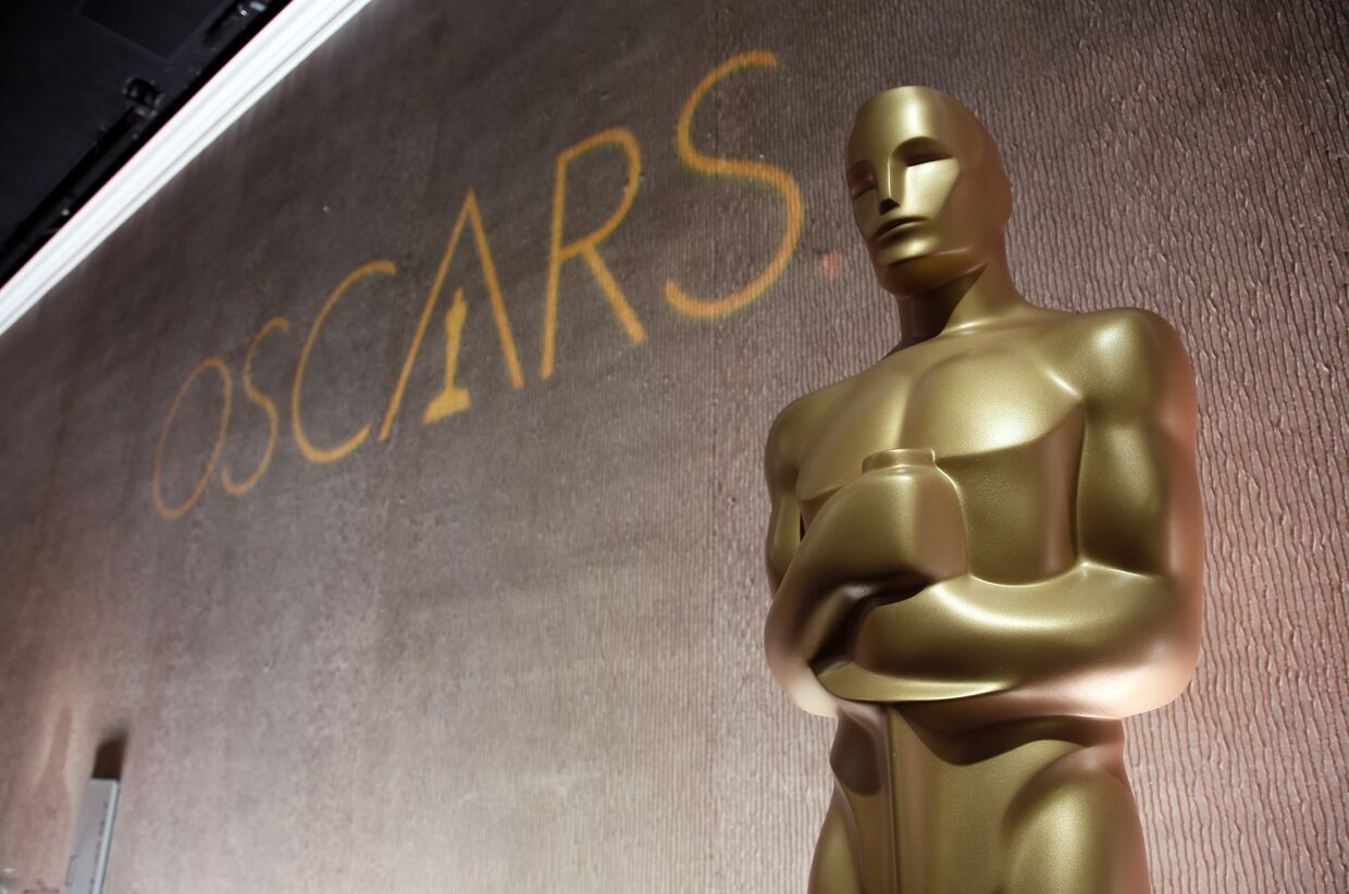 Статуэтка Оскара на обеде номинантов в отеле Beverly Hilton