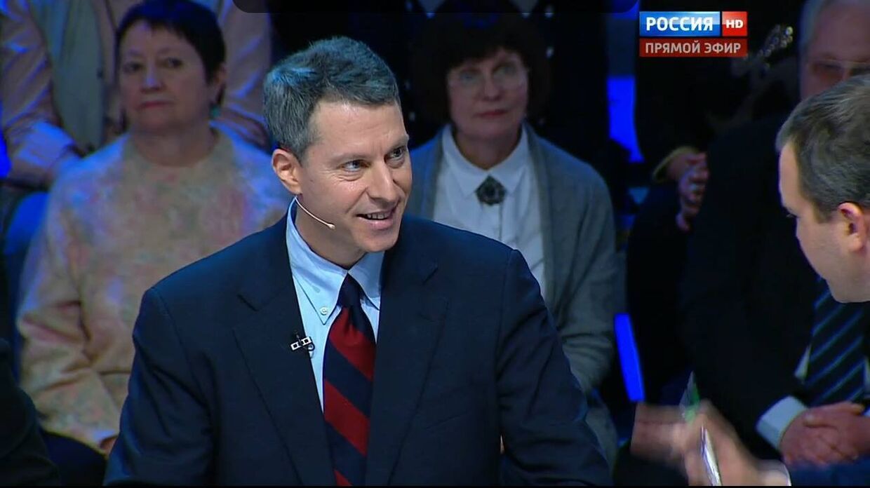 Майкл Бом выступает на телеканале «Россия»