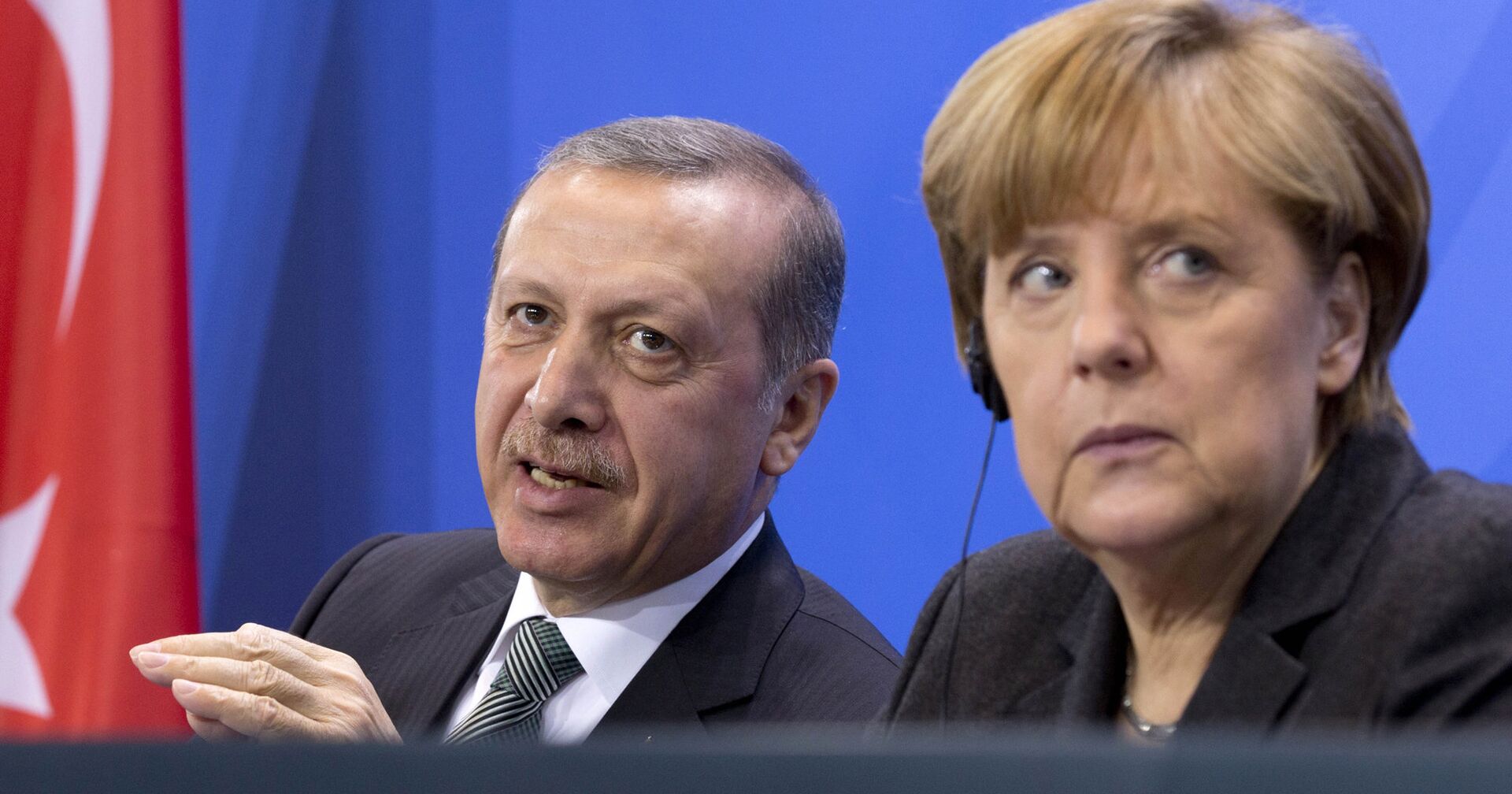 Президент Турции Тайип Эрдоган и Федеральный канцлер Германии Ангела Меркель во время встречи в Берлине - ИноСМИ, 1920, 07.07.2021