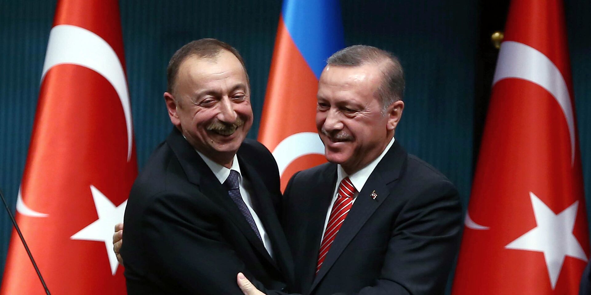 Президент Турции Тайип Эрдоган и президент Азербайджана Ильхам Алиев - ИноСМИ, 1920, 12.11.2020