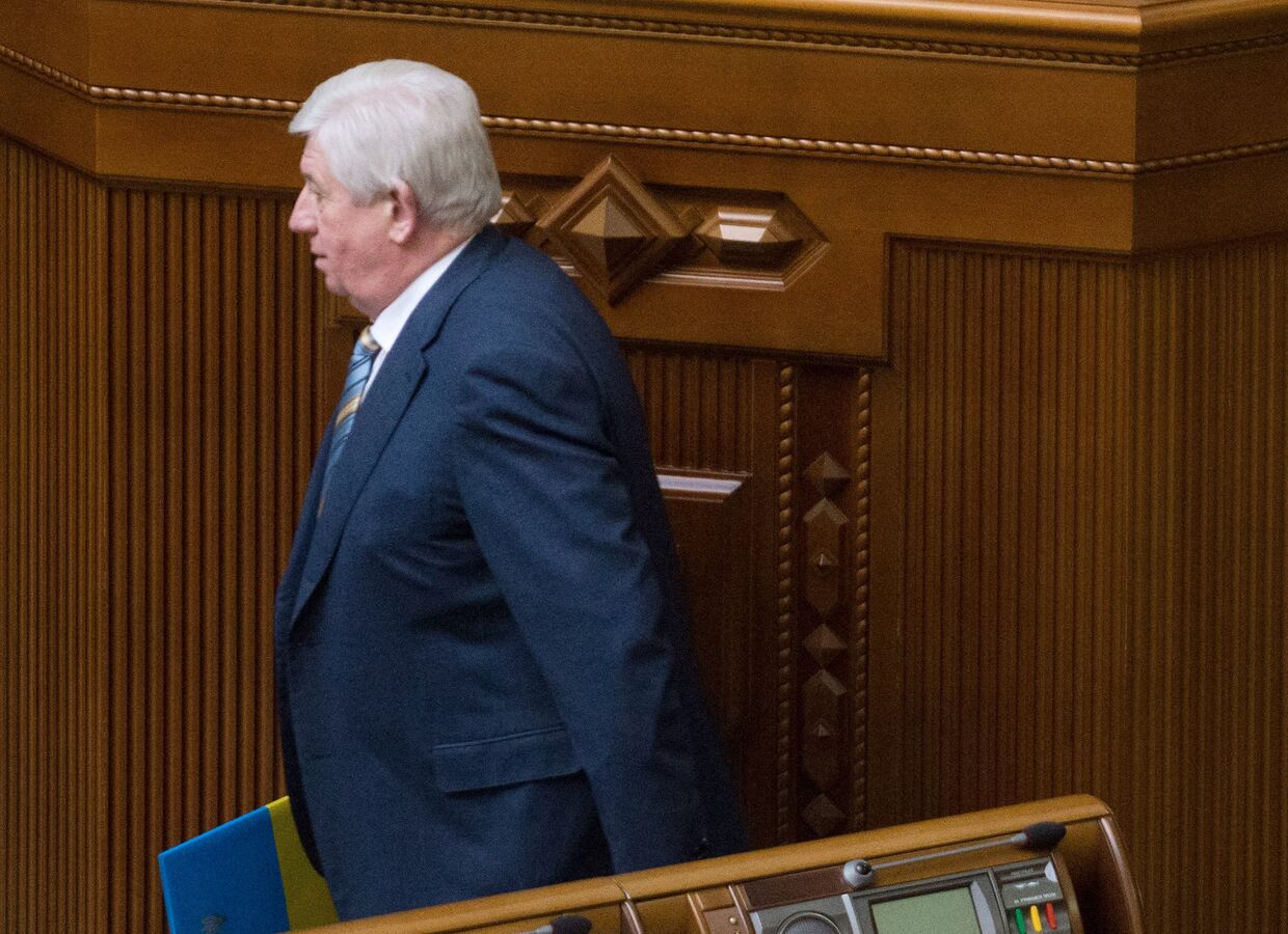 Виктор Шокин выступает во время заседания Верховной рады Украины