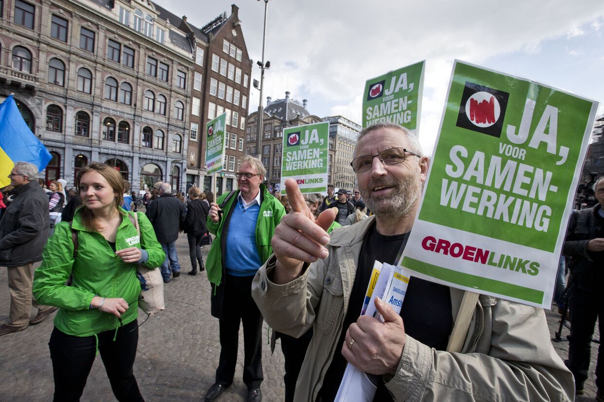 Демонстранты в Амстердаме призывают сказать «да» на референдуме об ассоциации Украины с ЕС