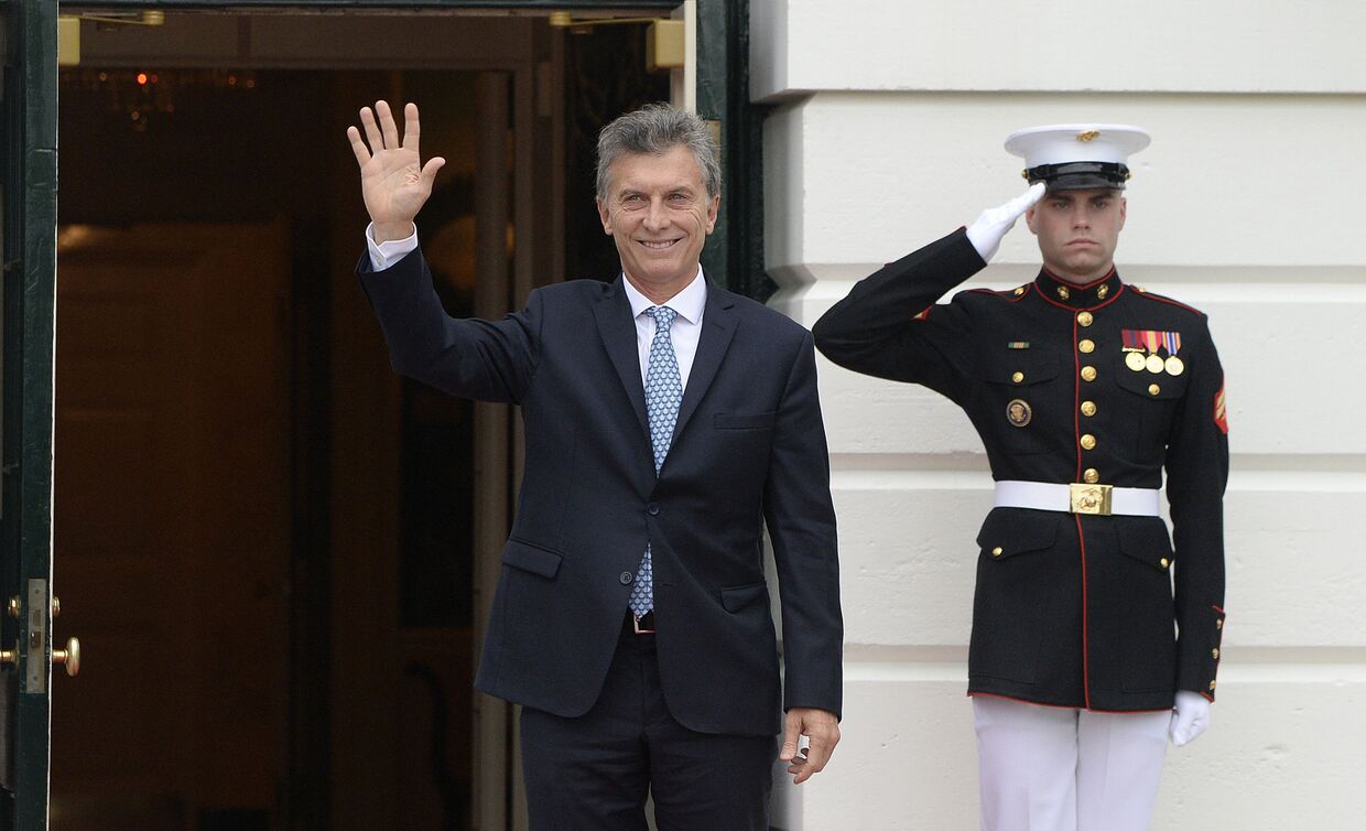 Президент Аргентины Маурисио Макри прибыл на деловой обед в Белом доме
