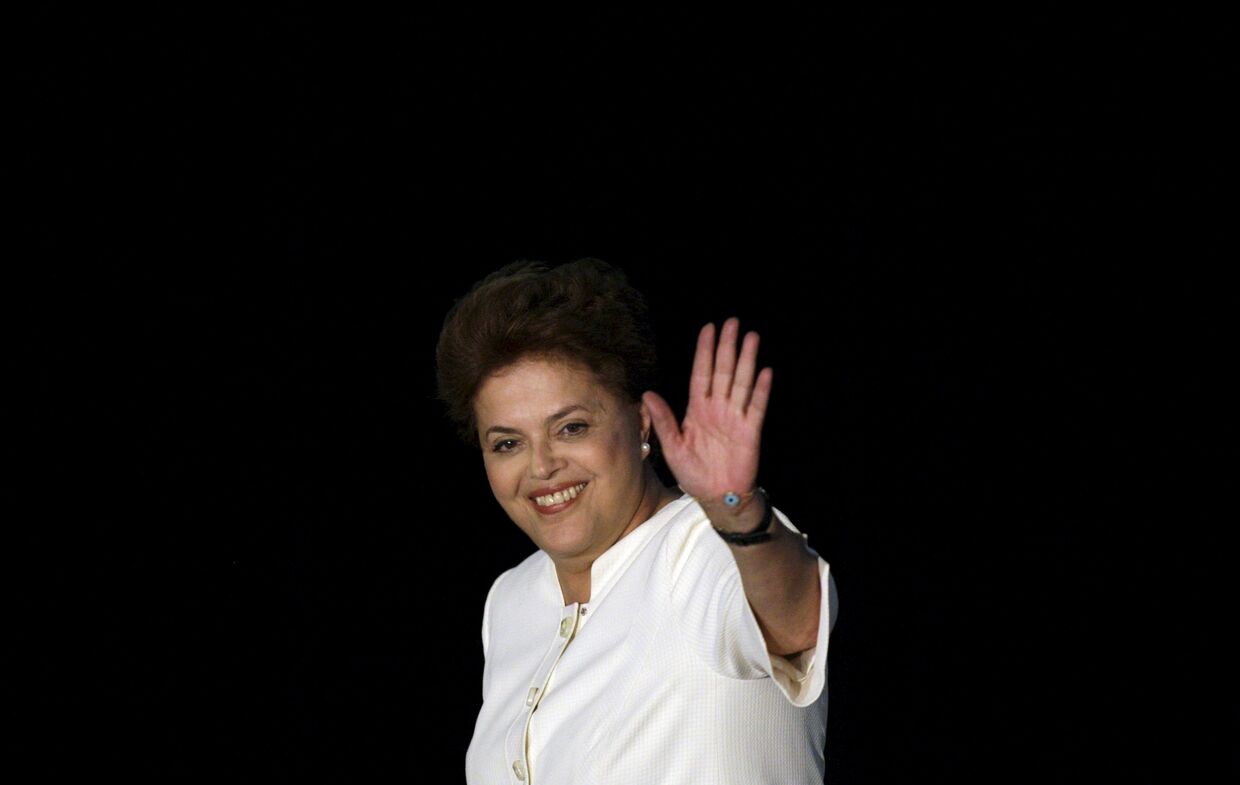 Кандидат в президенты Бразилии от правящей партии трудящихся Дилма Руссефф