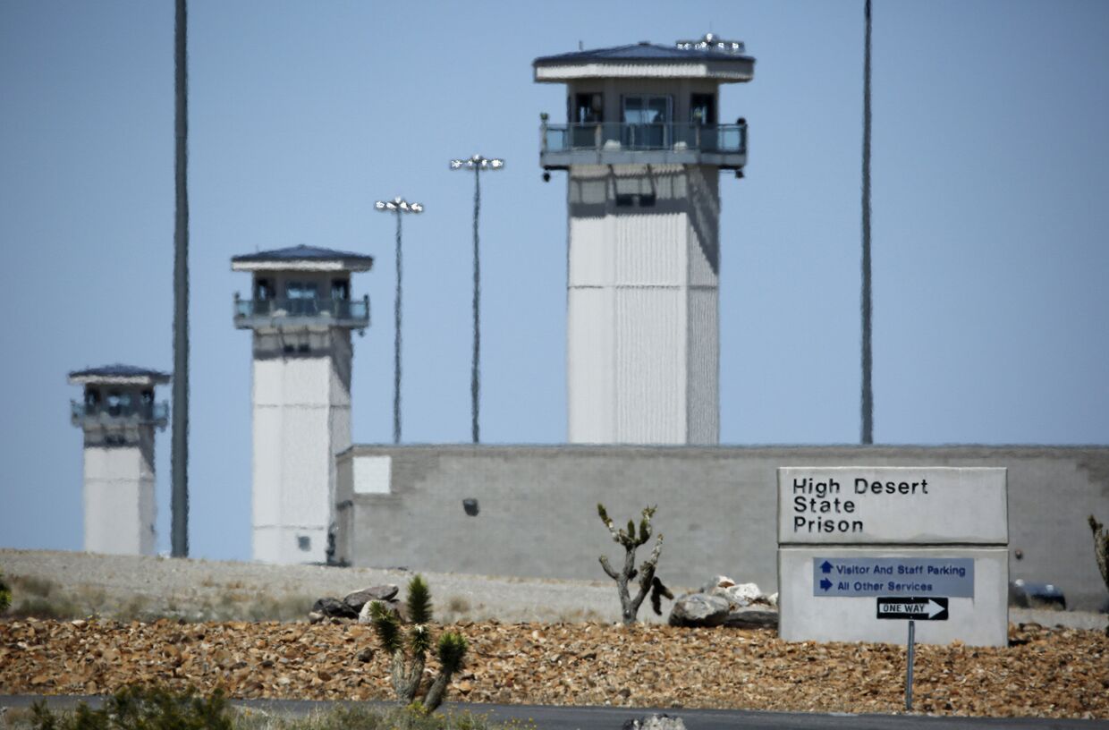 Сторожевые башни тюрьмы High Desert State Prison