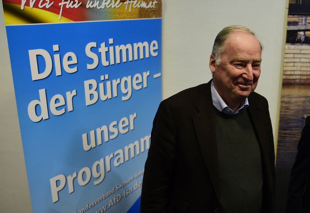 Вице-председатель партии «Альтернатива для Германии» Александер Гауланд во время предвыборного митинга Восточной Германии