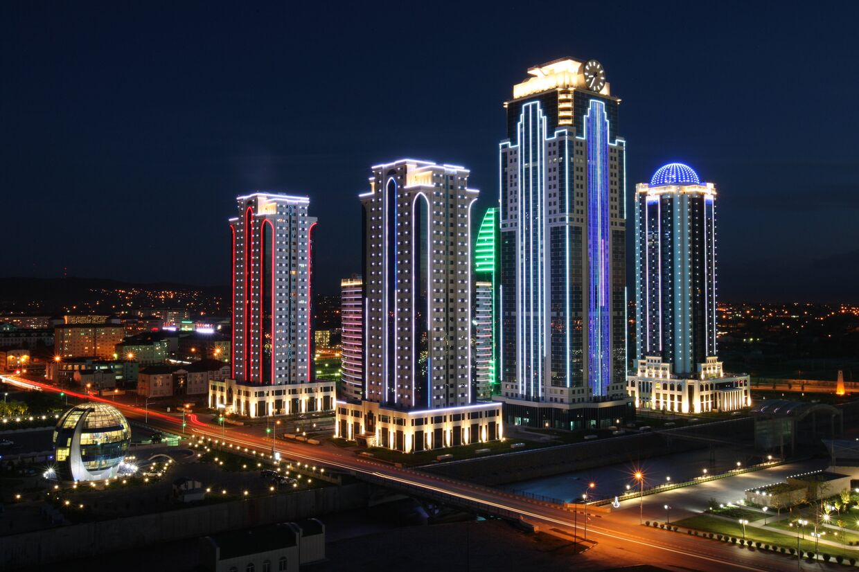 Вид на комплекс высотных зданий «Грозный-Сити»