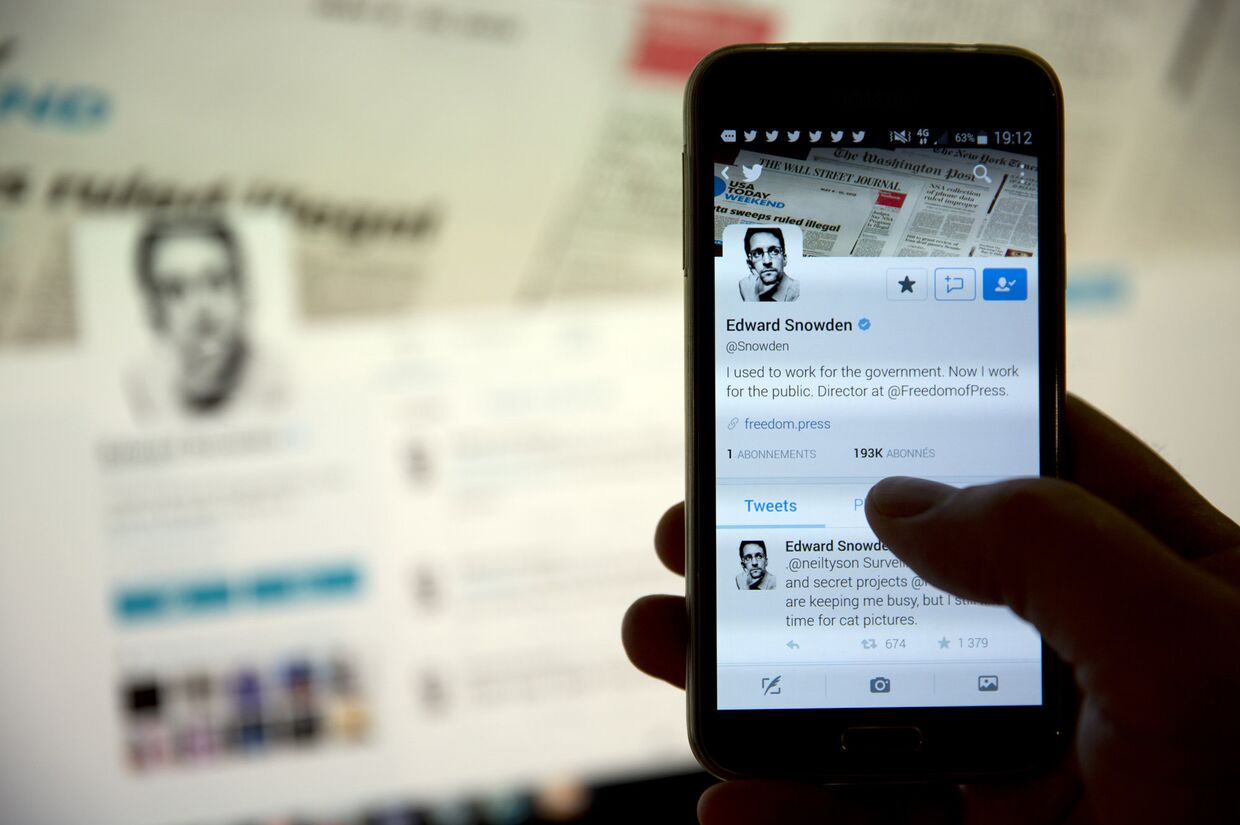 Twitter аккаунт бывшего сотрудника ЦРУ и Агентства национальной безопасности США Эдварда Сноудена