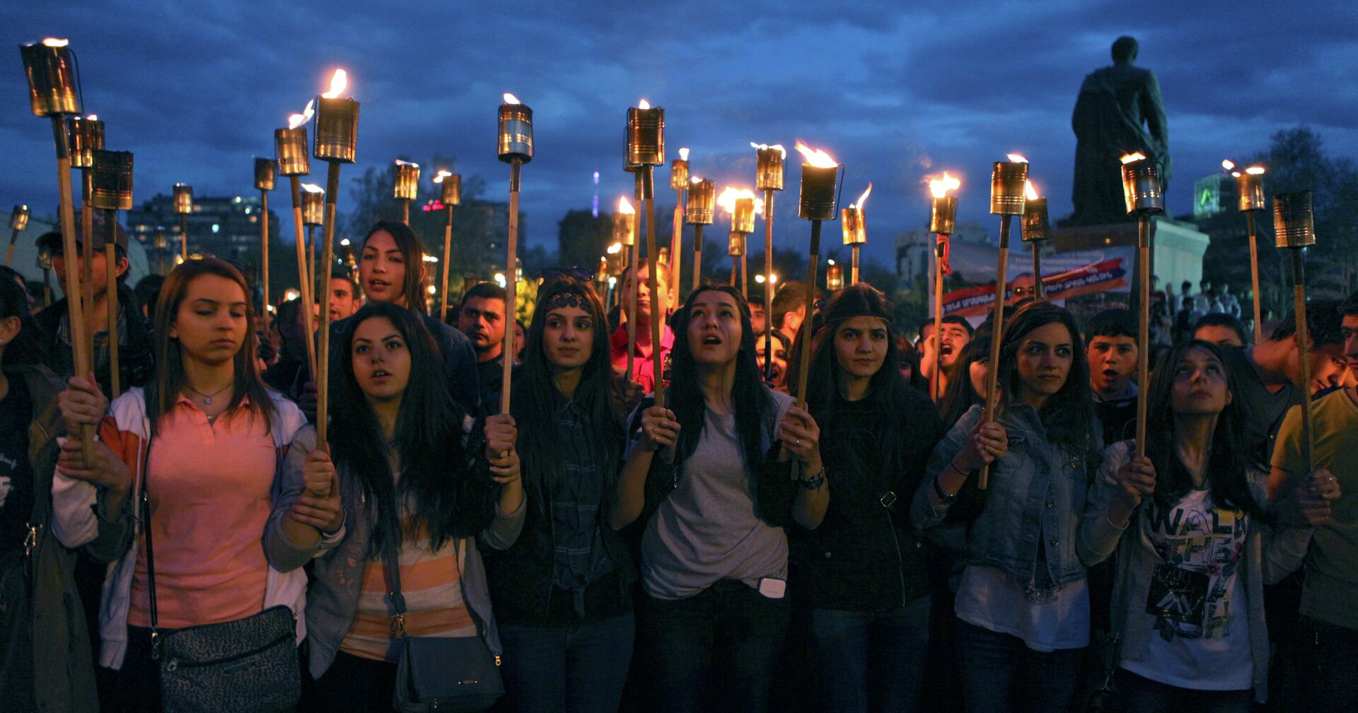 Шествие памяти жертв геноцида армян 1915 года - ИноСМИ, 1920, 28.04.2021