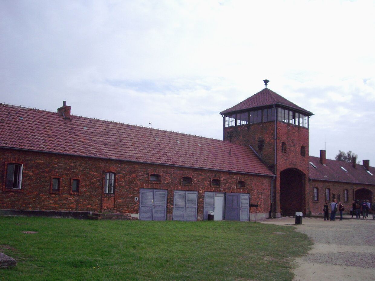 Освенцим - комплекс немецких концлагерей