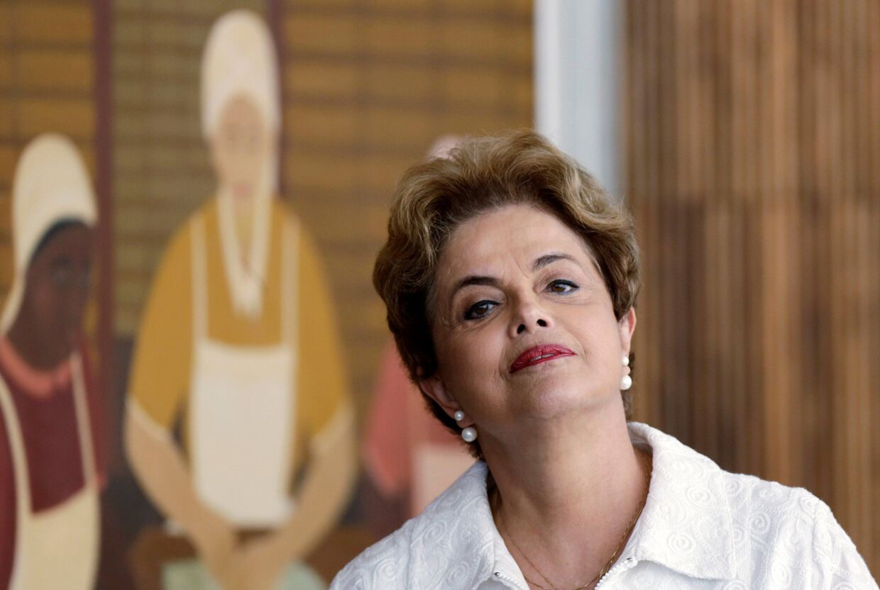 Президент Бразилии Дилма Руссефф во время пресс-конференции с иностранными СМИ